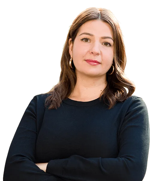 Headshot of Kristen Davis